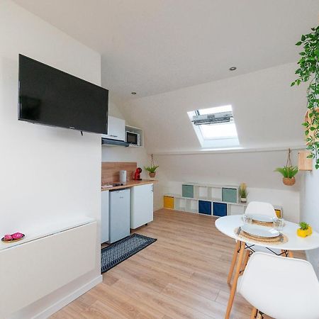 Malaka Home Anzin Eksteriør billede