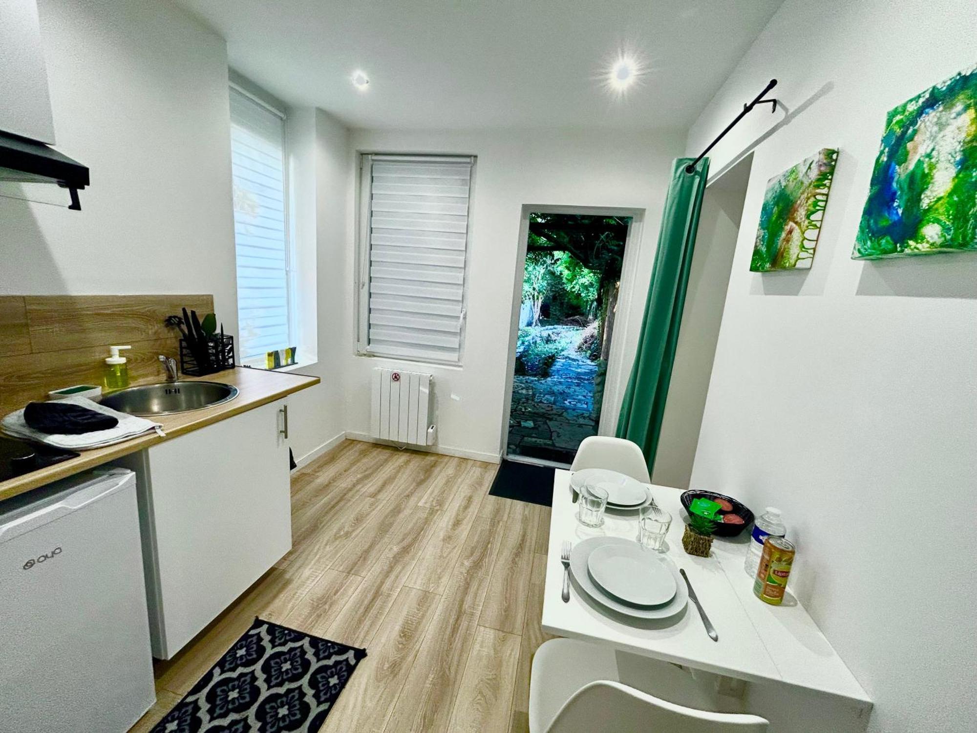 Malaka Home Anzin Eksteriør billede