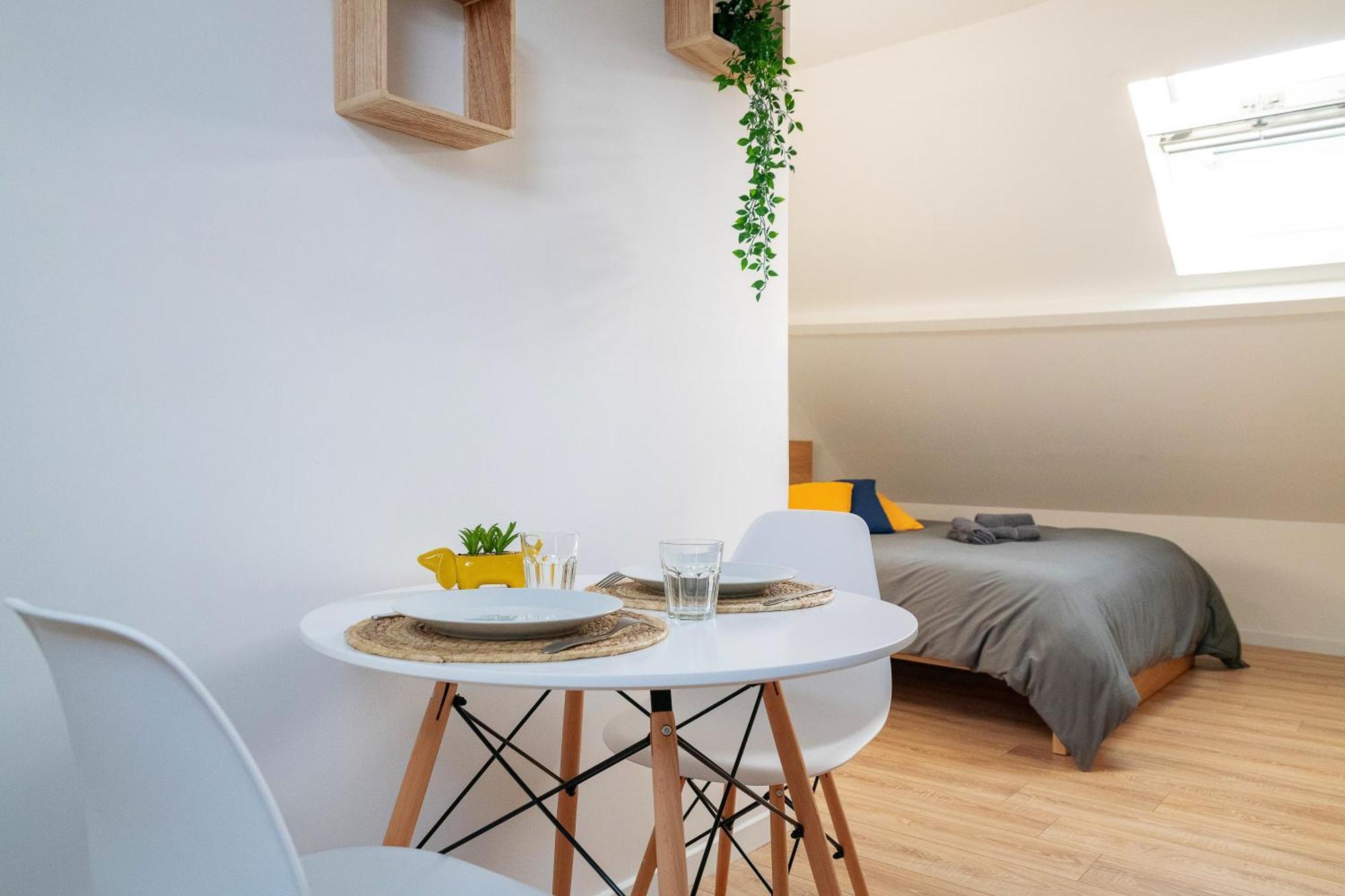 Malaka Home Anzin Eksteriør billede